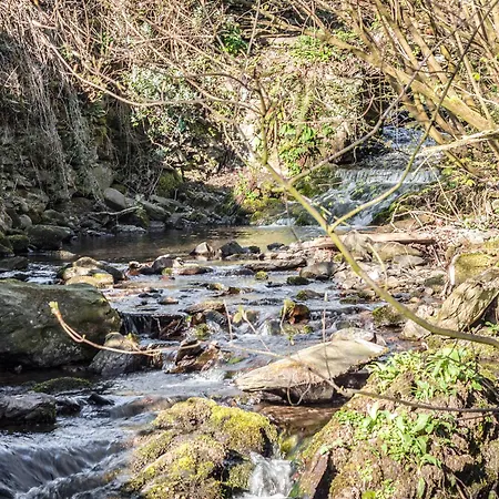 Woodburn بيت للعطل *